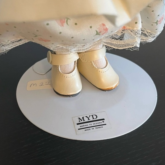MYD Marian Yu Designs Bisque Porcelain Heirloom Doll Floral 1987 Vintage 15in - Picture 5 of 10
